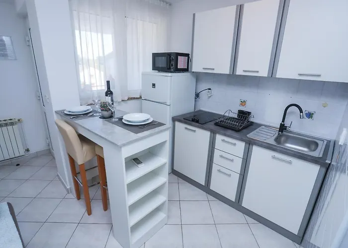Apartament Ivica *