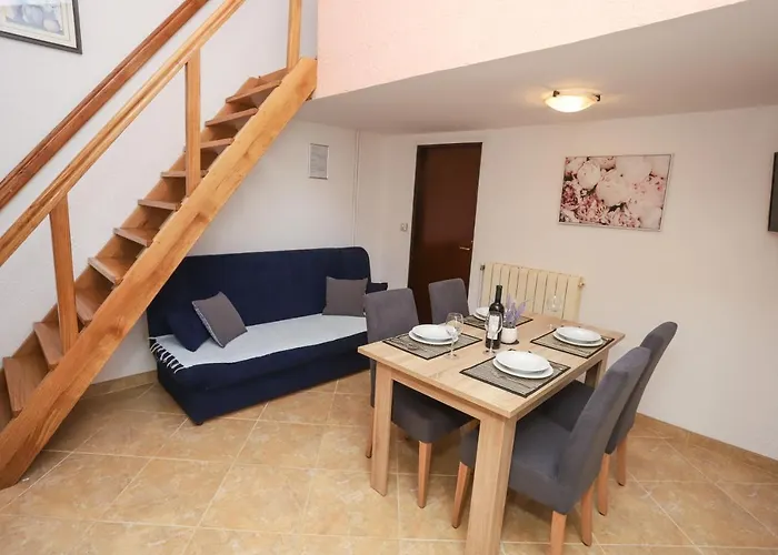 Apartament Ivica *